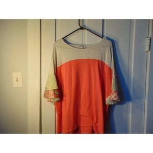 Umgee Peasant Style Pull over top bell sleeves Size 1XL 100% cotton grea…